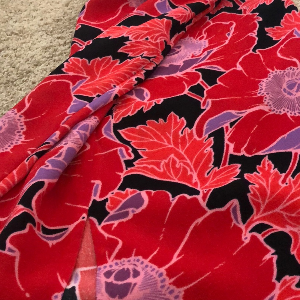 Skirt - Picture 2 of 3